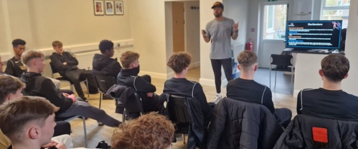 Scholars welcome coach & mentor Fraser Walker