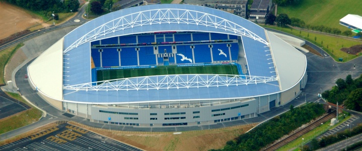 Sanders speaks to EMC