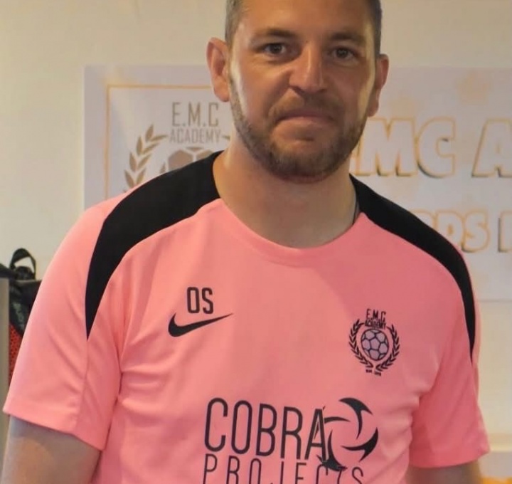 Ollie Saunders - Head Coach